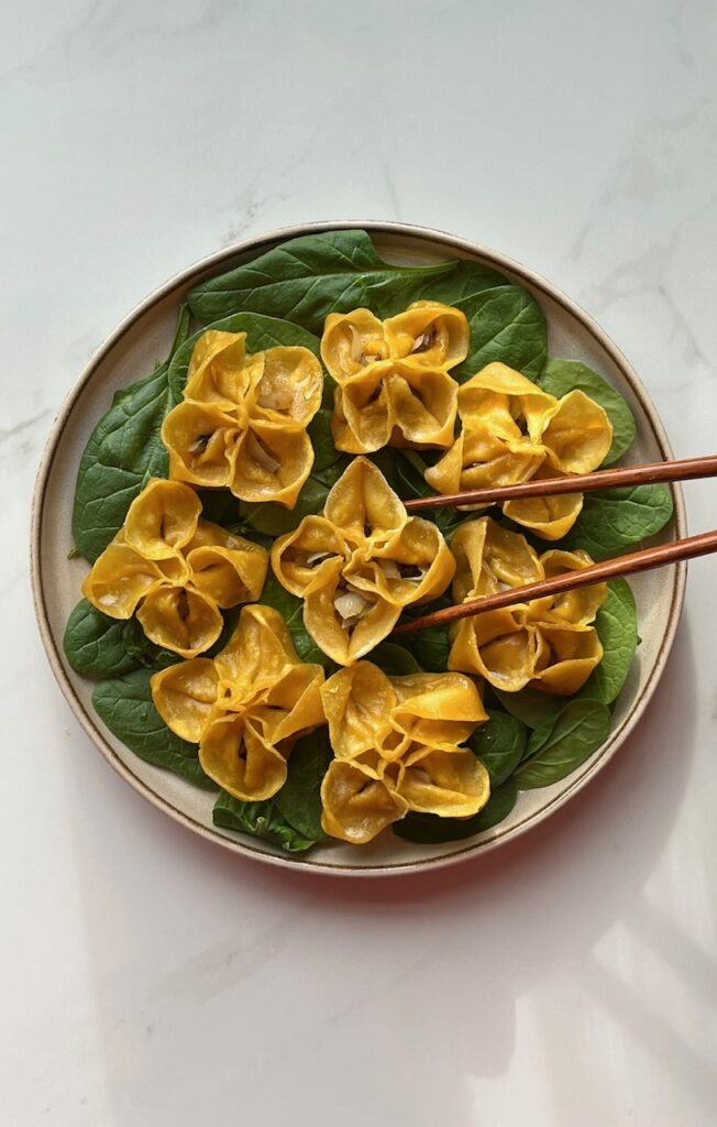 Empanadillas en Forma de Narciso al Estilo Chino | Miriada de Recetas