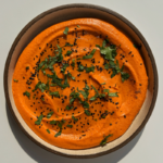 Humus de Pimiento Rojo Asado con 5 Ingredientes