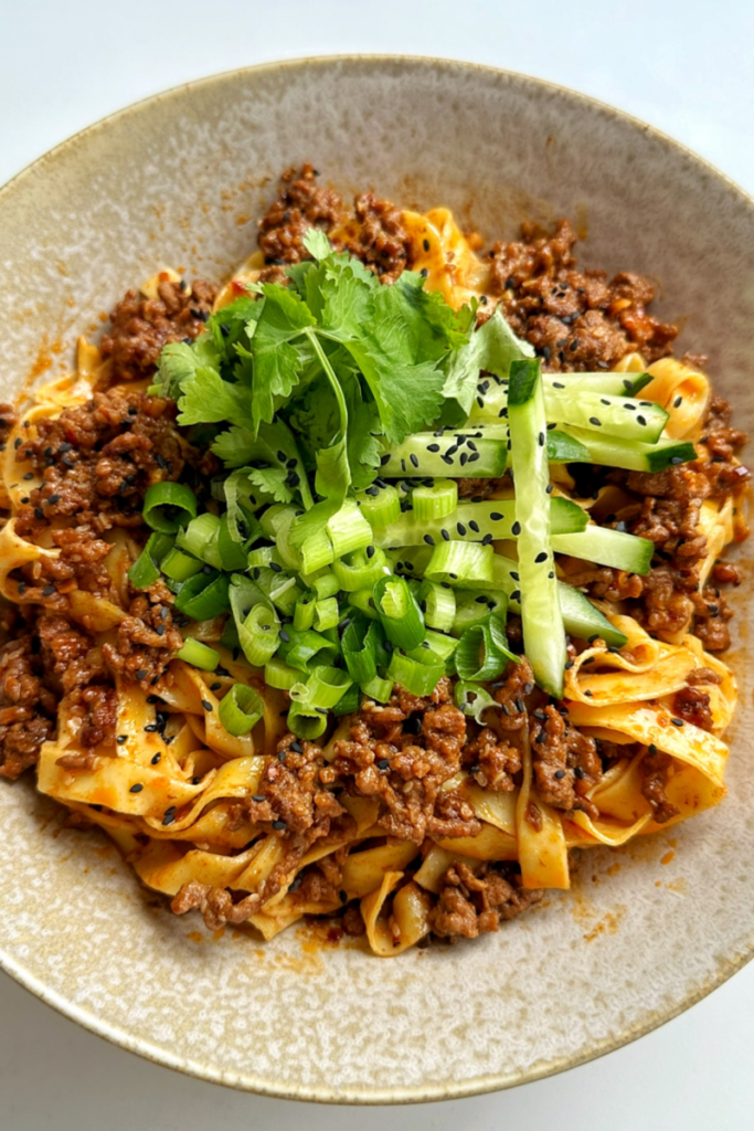 Fideos de huevo con carne molida (la mejor versión)